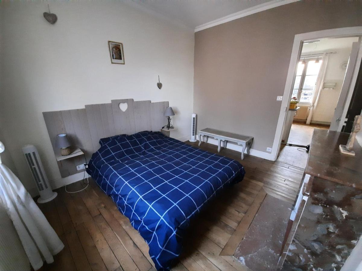 Joli Meuble Apartment *